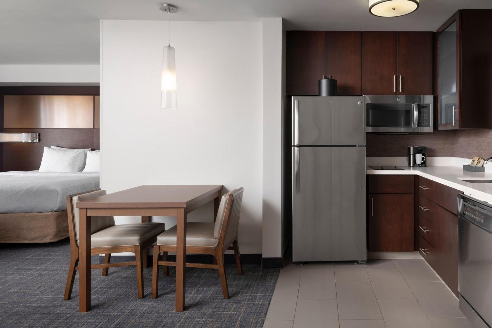 Residence Inn By Marriott Austin Lake Austin/River Place Four Points Екстериор снимка