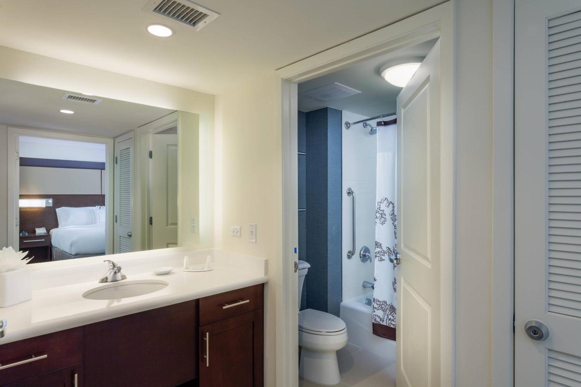 Residence Inn By Marriott Austin Lake Austin/River Place Four Points Екстериор снимка