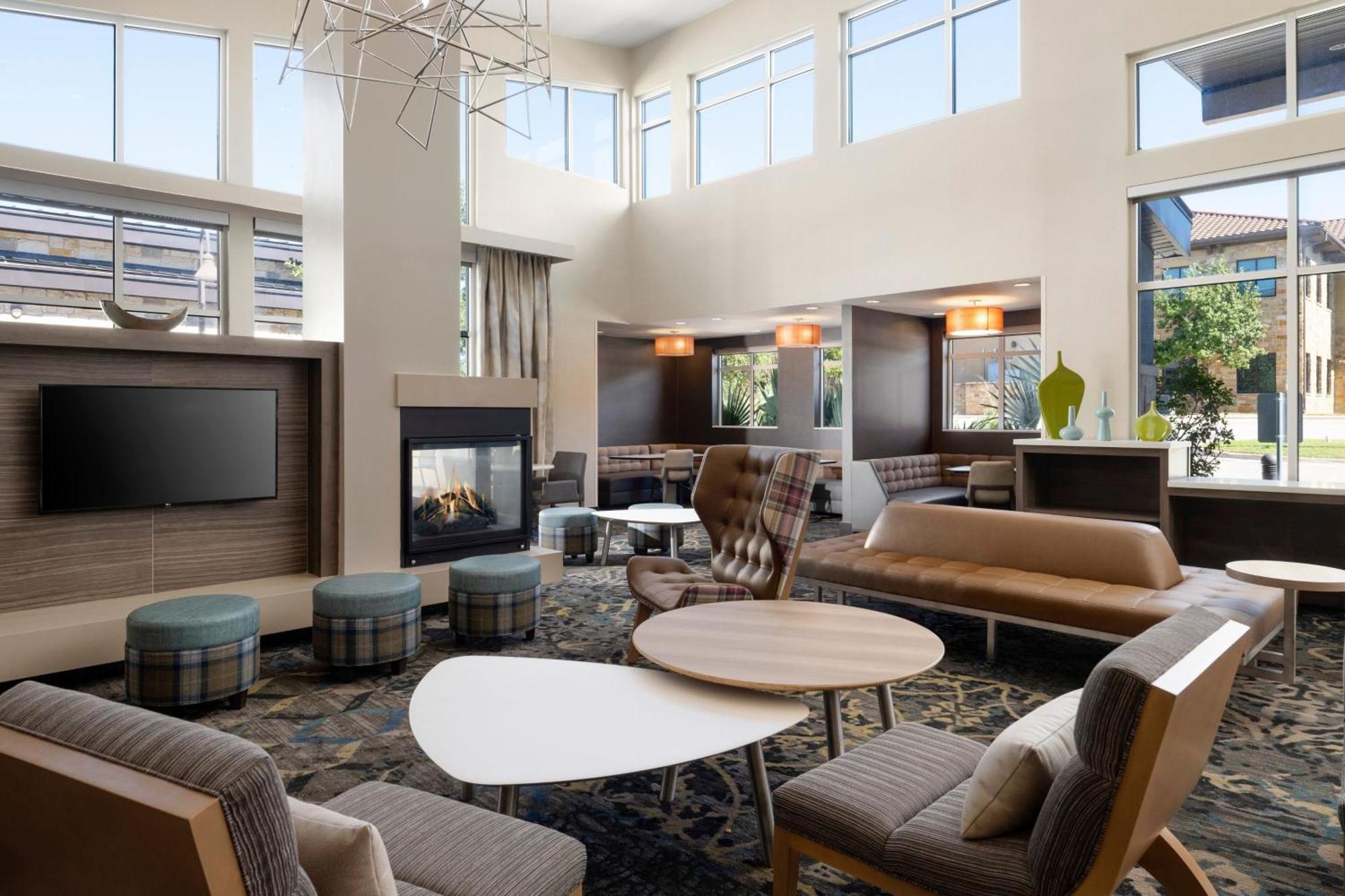 Residence Inn By Marriott Austin Lake Austin/River Place Four Points Екстериор снимка