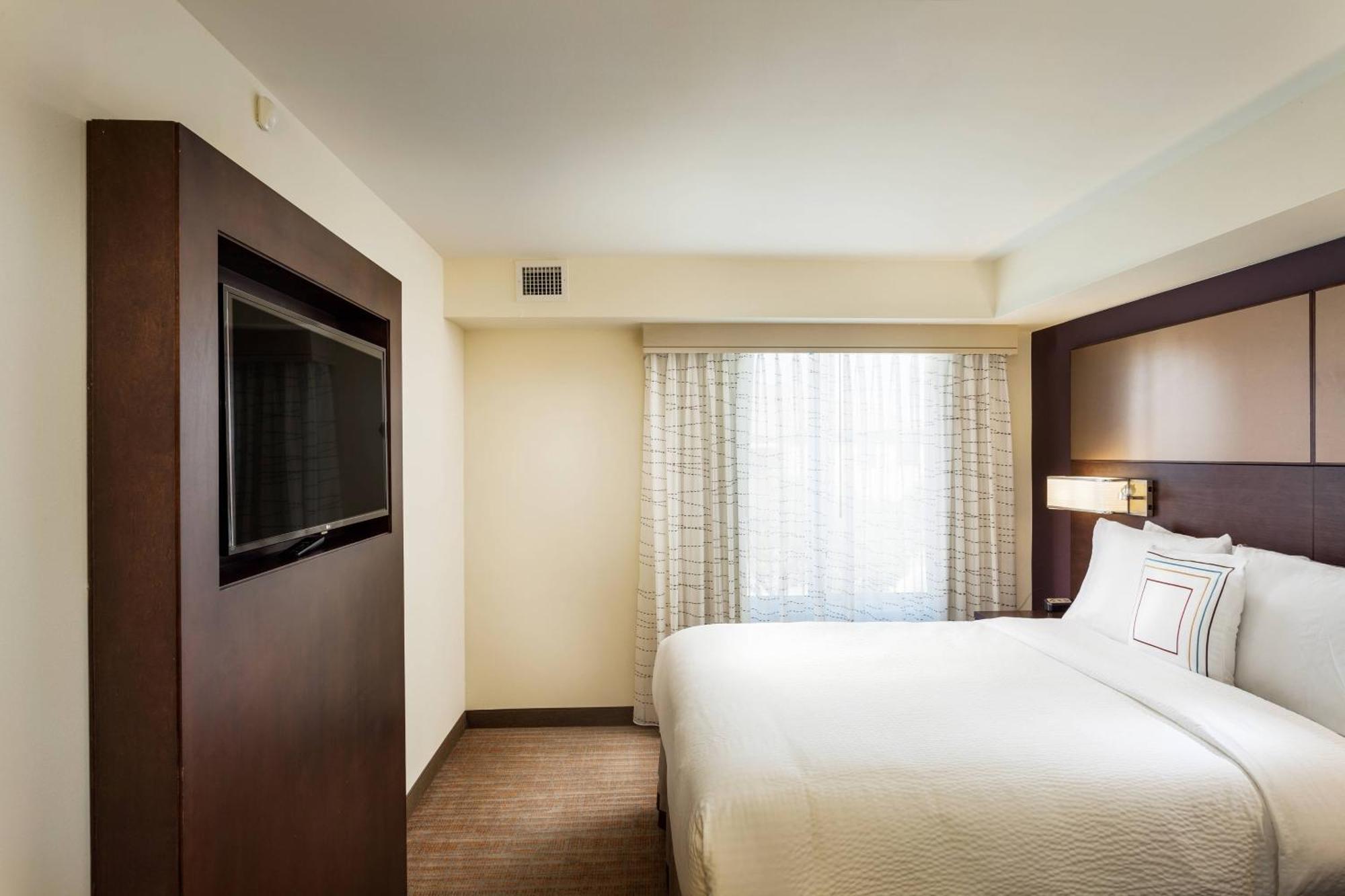 Residence Inn By Marriott Austin Lake Austin/River Place Four Points Екстериор снимка